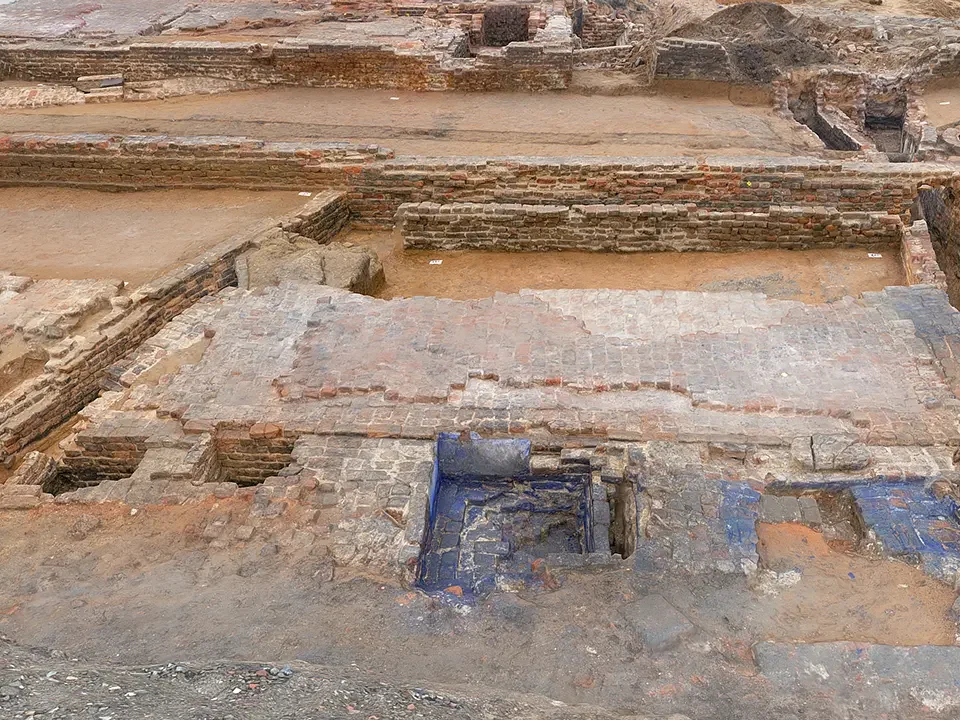 Archäologische Bestandsdokumentation mit Photogrammetrie und georefernzierter QGIS Auswertung für den Denkmalschutz