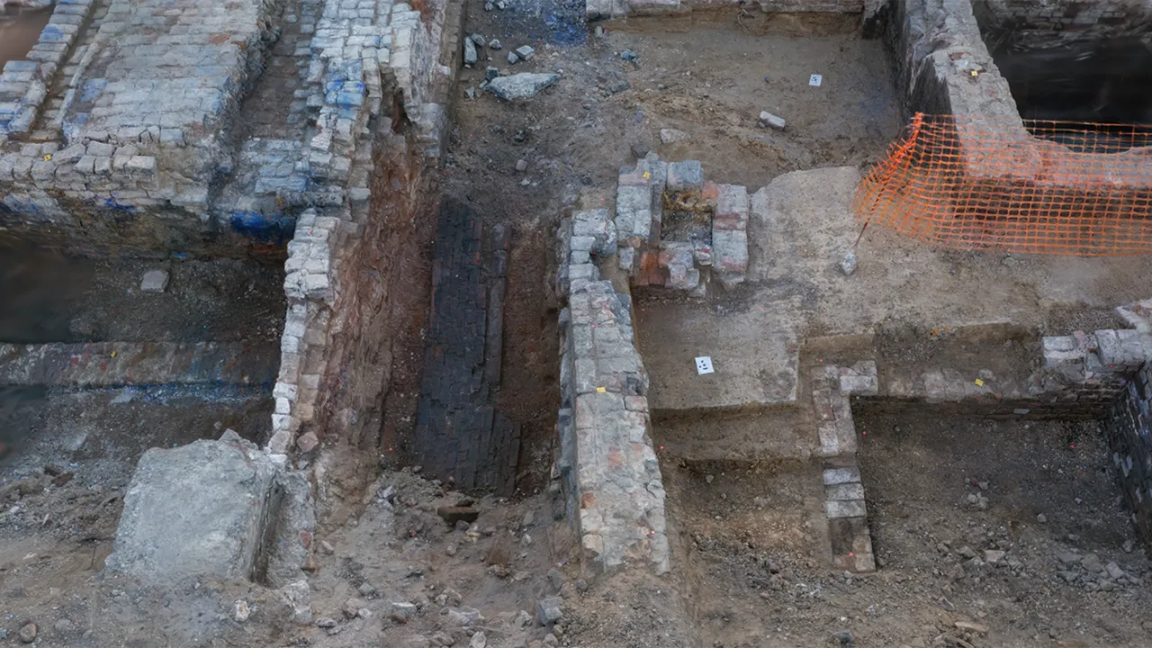 Mesh 3DGS Vergleich 01 - Gaussian Splat